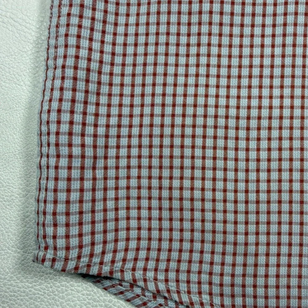 The North‎ Face Mens Medium M Red Micro Check Short Sleeve Vented Hiking Shirt